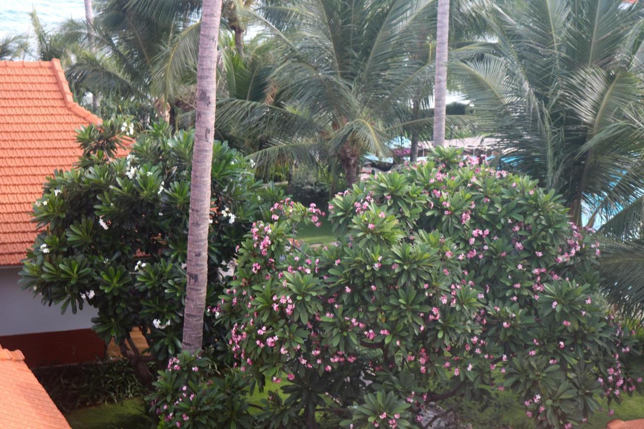 Ravenala Muine Resort Phan Thiet Exterior foto